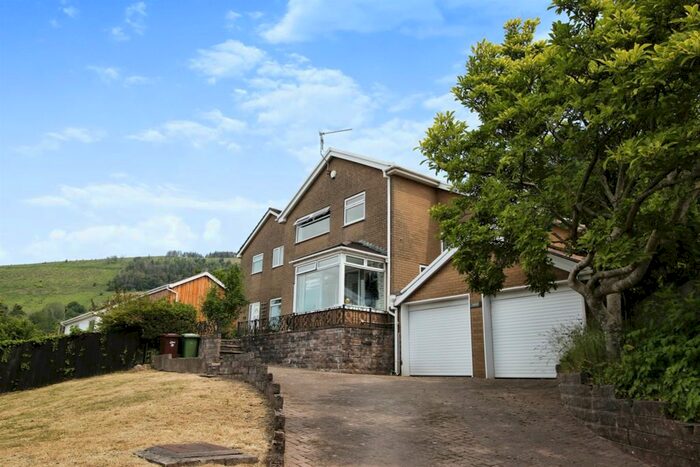 4 Bedroom Detached House For Sale In Royal Oak, Machen, Caerphilly, CF83