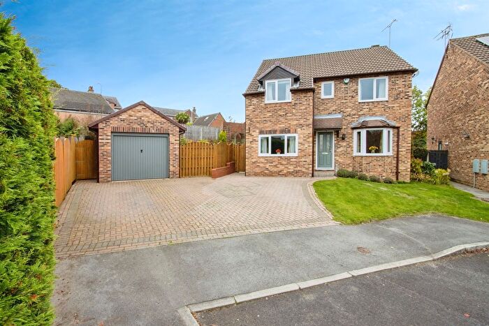 4 Bedroom Detached House For Sale In Bowden Grove, Dodworth, Barnsley, S75