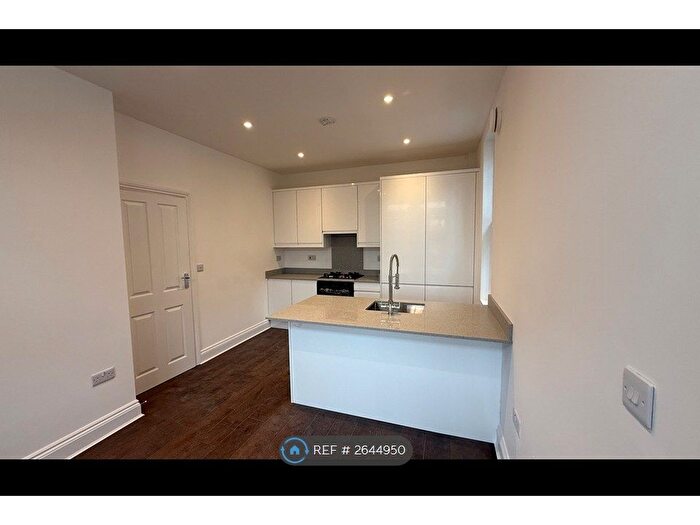 2 Bedroom Flat To Rent In Sydenham Road, London, SE26