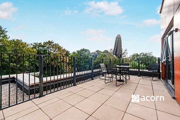 2 Bedroom Flat To Rent In Barley Close, Greenhithe, DA9