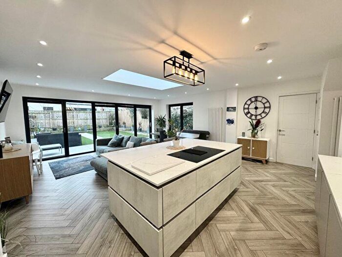 4 Bedroom Semi Detached House For Sale In Beresford Road, Marden Farm, Cullercoats, NE30