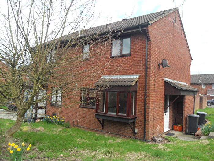 1 Bedroom Mews To Rent In Risingham Mead, Westlea, Swindon, SN5