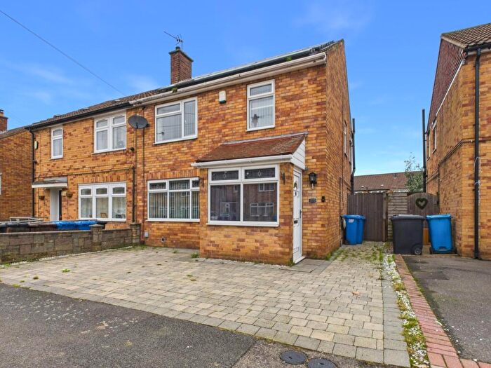 3 Bedroom Semi Detached House For Sale In Springfield Road, Chaddesden, DE21