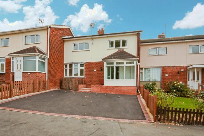 3 Bedroom Terraced House To Rent In Bakers Croft, Baddesley Ensor, Atherstone CV9