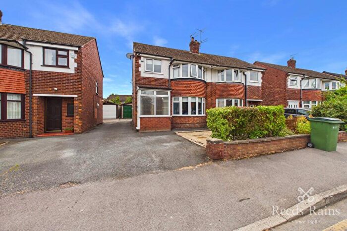 3 Bedroom Semi-Detached House For Sale In The Fairway, Offerton, Stockport, Cheshire, SK2