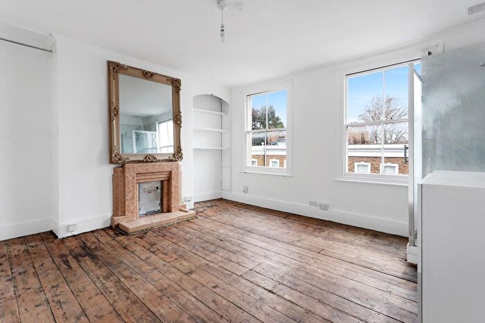 Barn Conversion To Rent In Ockendon Road, London, N1