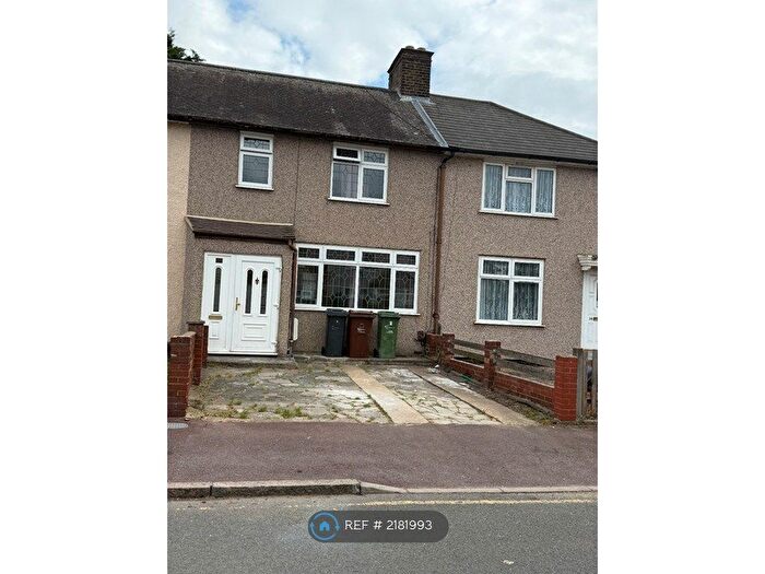 3 Bedroom Terraced House To Rent In Barking, Barking, RM9