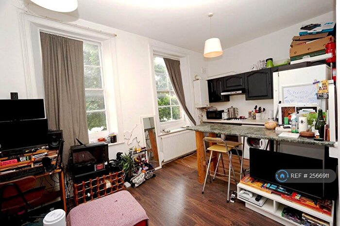 1 Bedroom Flat To Rent In Caledonian Road, London, N1