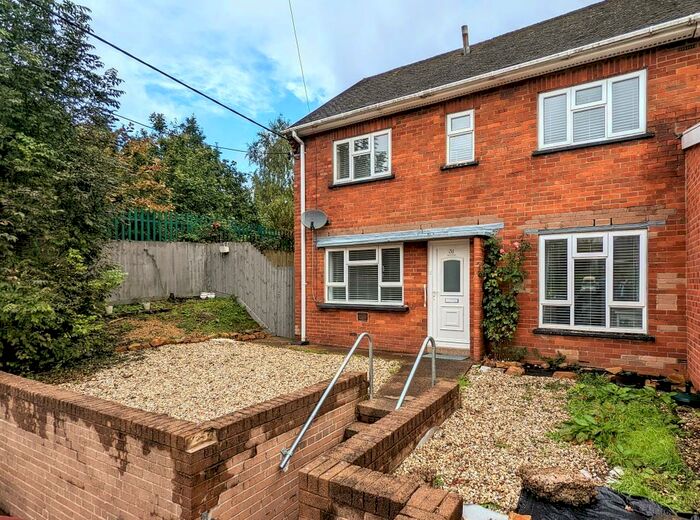 3 Bedroom House To Rent In Bryn Ivor Street, Tonypandy, CF40