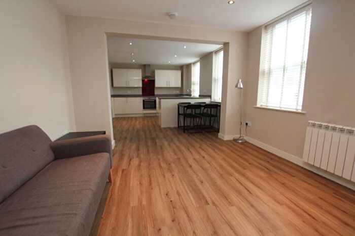 1 Bedroom Apartment To Rent In Flat A Commercial Road, Swindon, SN1