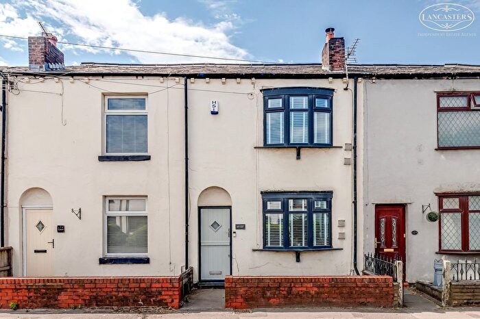 2 Bedroom Terraced House For Sale In Chorley Road, Westhoughton, Bolton, BL5
