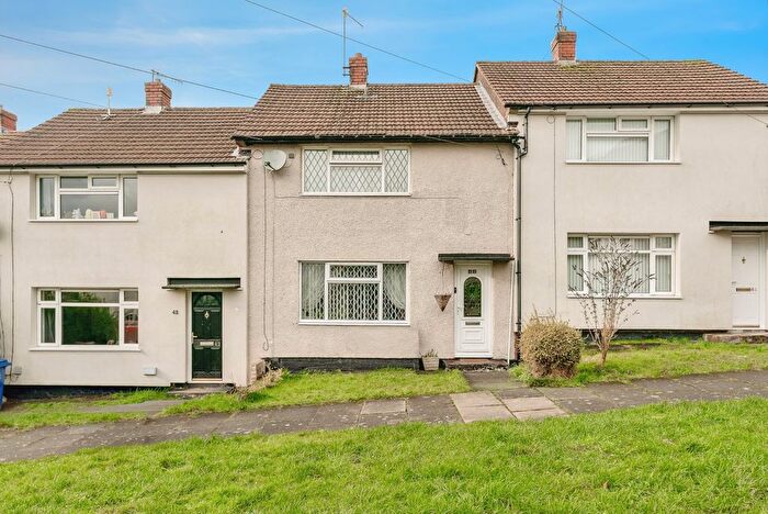 2 Bedroom Town House For Sale In Deerstone Avenue, Burnley, Lancashire, BB10