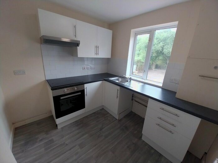 3 Bedroom End Of Terrace House To Rent In Morrison Avenue, Maltby, Rotherham, S66