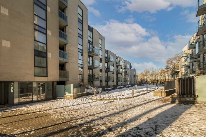 1 Bedroom Flat To Rent In Roden Court, Hornsey Lane, London, N6