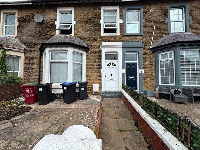 1 Bedroom Flat To Rent In Newton Drive, Blackpool, FY3