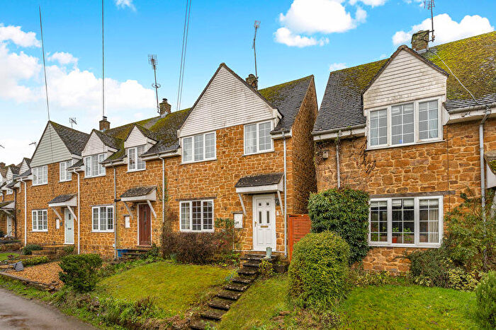 3 Bedroom Terraced House For Sale In Church Street, Barford St. Michael - No Onward Chain, OX15