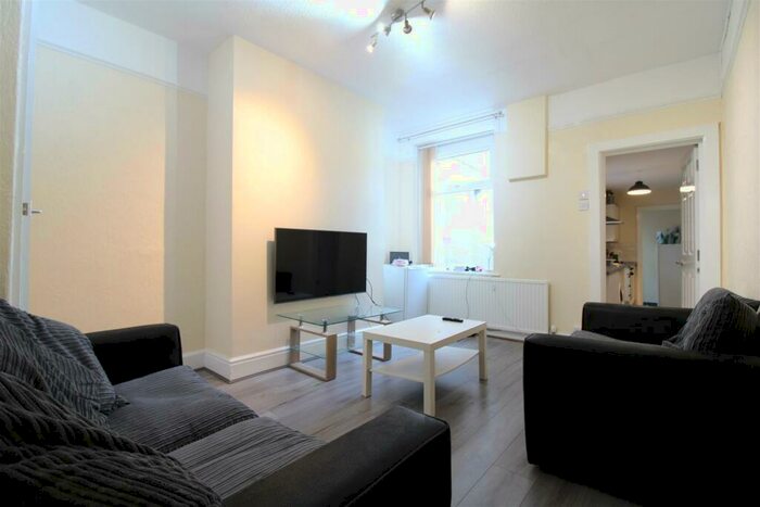 5 Bedroom Private Hall To Rent In Golgotha Road, Lancaster, LA1