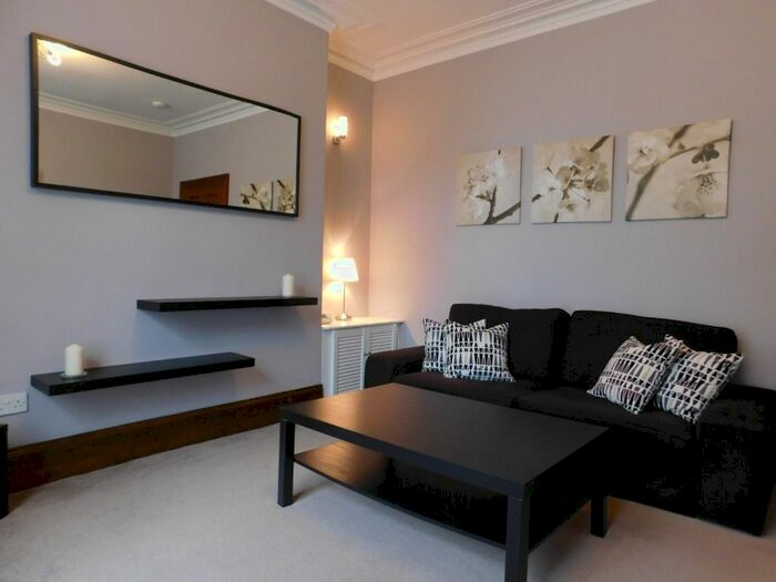 1 Bedroom Flat To Rent In Richmond Terrace, Rosemount, Aberdeen, AB25