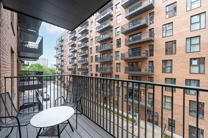 Studio To Rent In Uncle Colindale, Colindale, London, NW9