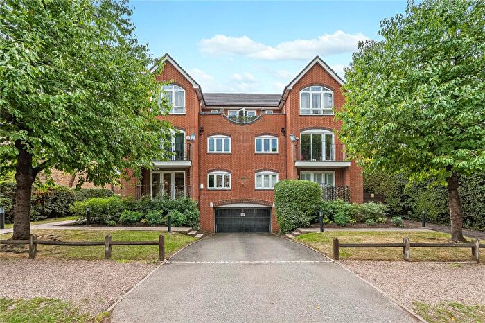 2 Bedroom Apartment For Sale In The Avenue, Beckenham, BR3