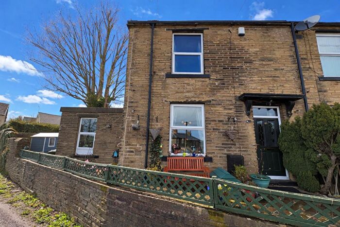 1 Bedroom End Terrace House For Sale In Reva Syke Road, Clayton, Bradford, BD14