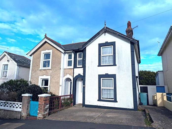 3 Bedroom Semi-Detached House For Sale In Brook Road, Shanklin, PO37