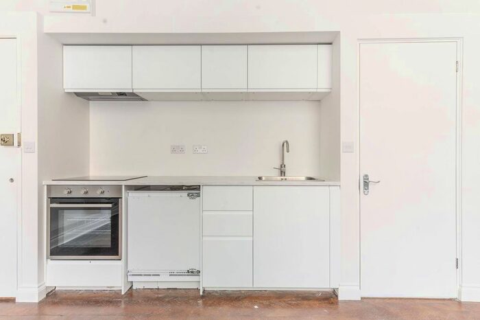 Studio For Sale In Queens Gate, South Kensington, London, SW7