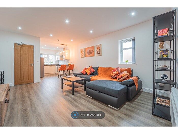 1 Bedroom Flat To Rent In Corbett Street, Smethwick, B66