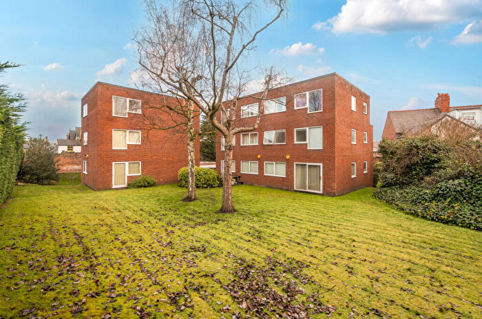 1 Bedroom Apartment For Sale In Victoria Road, Chester, Cheshire, CH2