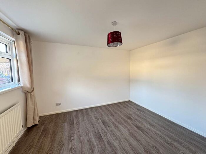 2 Bedroom Bungalow To Rent In Pytchley Close, Cross Inn, Pontyclun, CF72