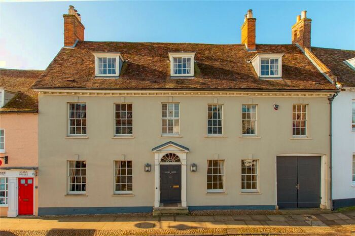 7 Bedroom Terraced House For Sale In High Street, Kimbolton, Huntingdon, Cambridgeshire, PE28