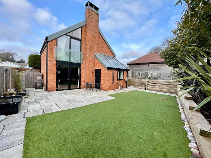 3 Bedroom Detached House For Sale In Hinton Farm Mews, Highcliffe On Sea, BH23