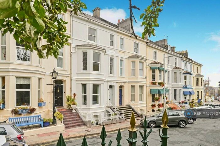 2 Bedroom Flat To Rent In Citadel Road East, Plymouth, PL1