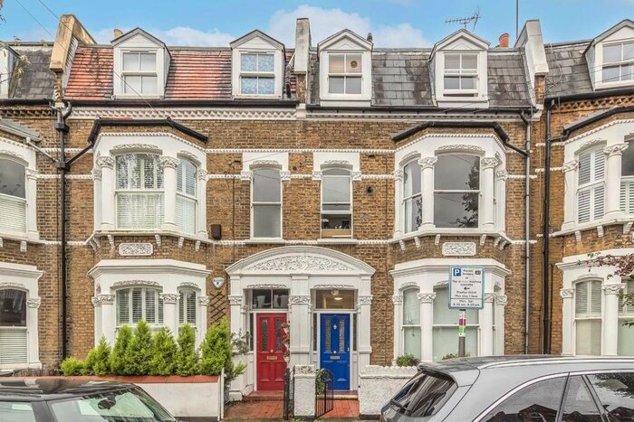 1 Bedroom Flat To Rent In Norroy Road, London, SW15