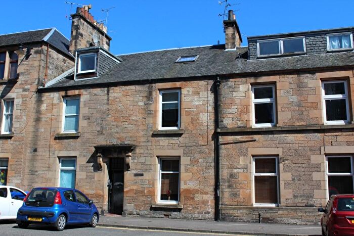 2 Bedroom Flat To Rent In D Bruce Street, Stirling, FK8