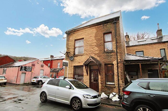 3 Bedroom End Of Terrace House For Sale In Eagle Street, Todmorden, OL14