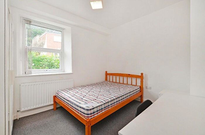 4 Bedroom House To Rent In Barber Place, Sheffield, S10