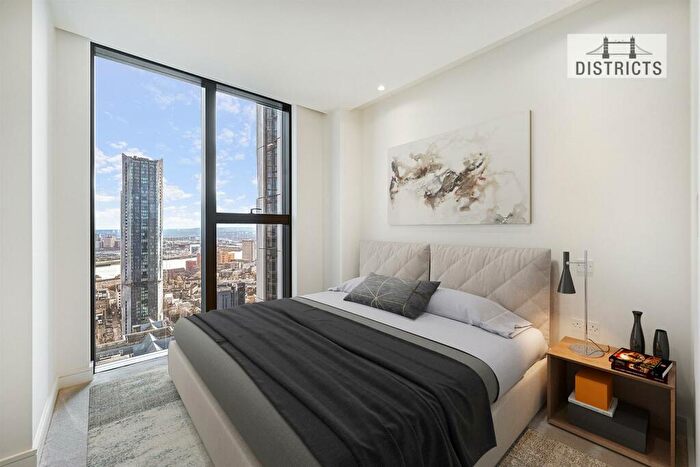 2 Bedroom Apartment To Rent In Harcourt Tower, Marsh Wall, E14