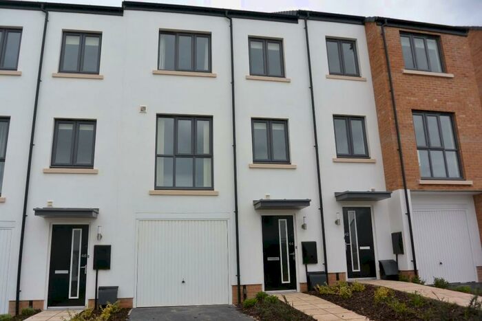 3 Bedroom Semi-Detached House To Rent In Okehampton, EX20