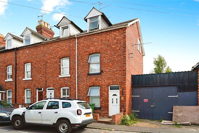 3 Bedroom Terraced House For Sale In Boat Lane, Evesham, Worcestershire, WR11