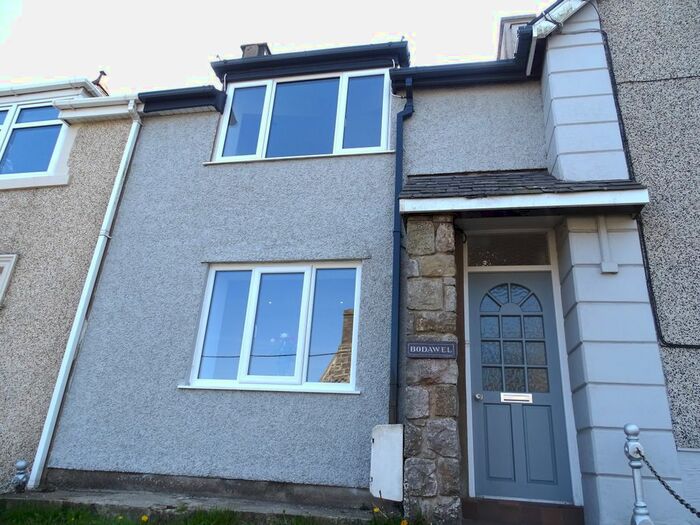3 Bedroom Terraced House To Rent In Penrallt Terrace, Llangefni, Ynys Mon, LL77