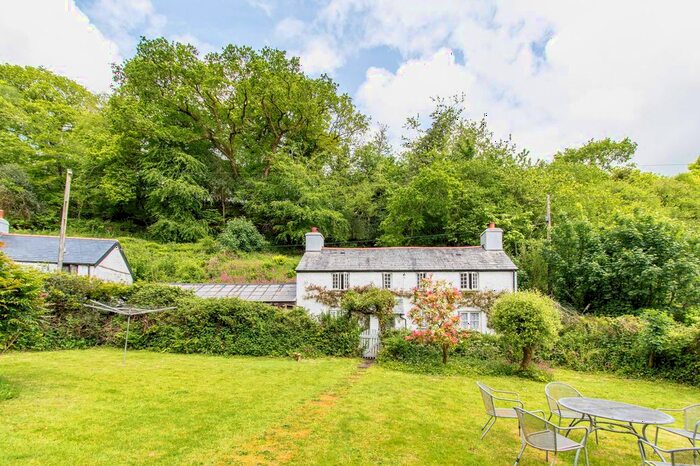 3 Bedroom Cottage For Sale In Upton Cross, Liskeard, PL14