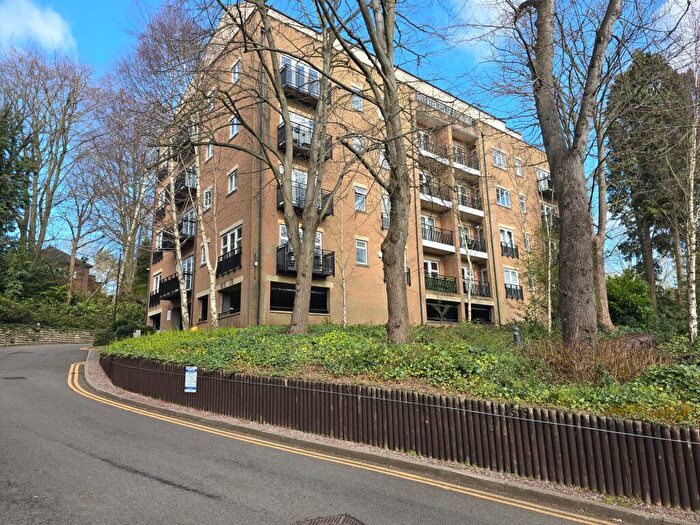 2 Bedroom Flat To Rent In Caversham Place, Sutton Coldfield, Sutton Coldfield, B73