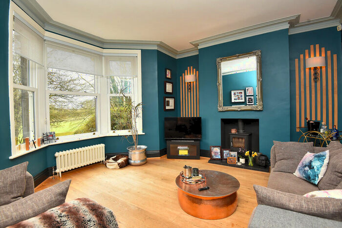 5 Bedroom Town House For Sale In Crag Lane, Huby, LS17