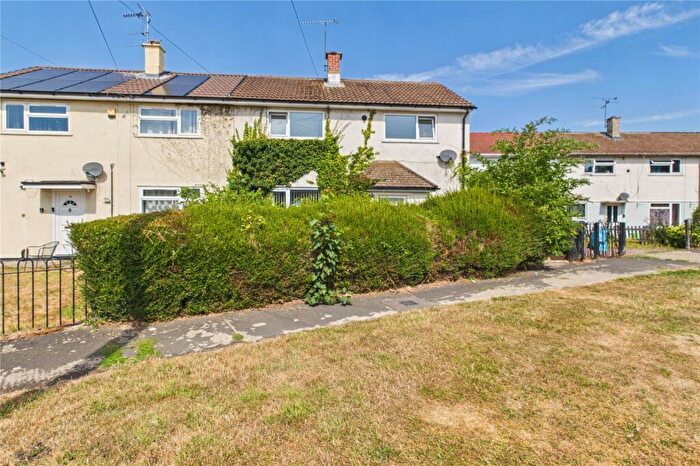 3 Bedroom End Of Terrace House For Sale In Odstock Road, Penhill, Swindon, Wiltshire, SN2