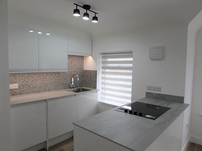 1 Bedroom Maisonette To Rent In Hampden Road, Harrow Wealdstone, HA3