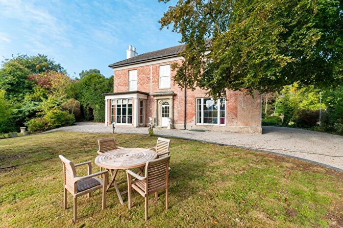 7 Bedroom Detached House For Sale In The Cedars, (House And Cottage) High Street, Castle Donington, Derby, DE74