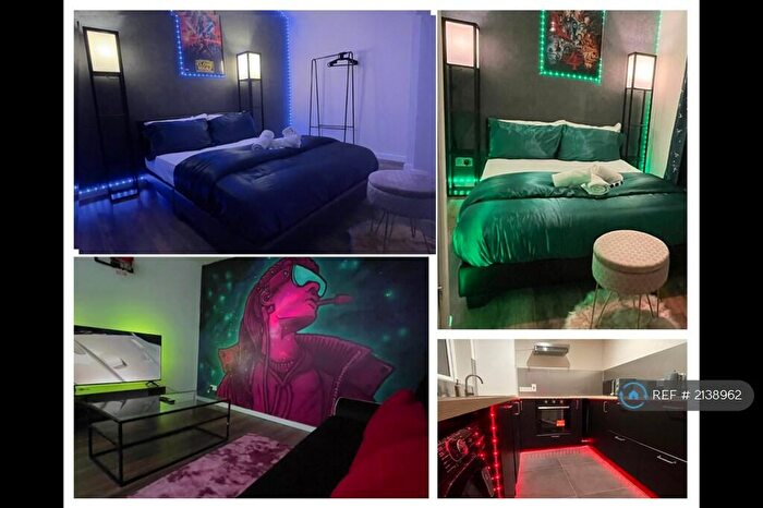 2 Bedroom Flat To Rent In King Street, London, N2