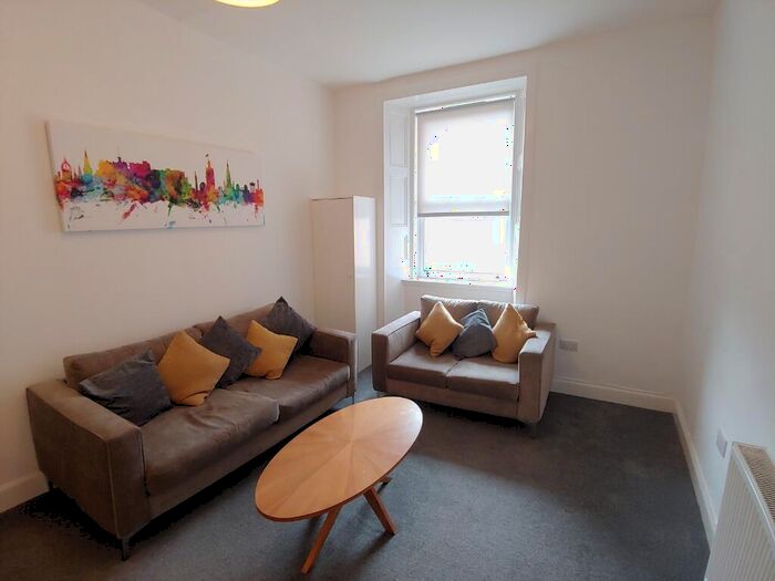 3 Bedroom Flat To Rent In Montpelier, Bruntsfield, Edinburgh, EH10