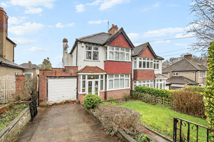 3 Bedroom Semi Detached House For Sale In Staplehurst Road, Carshalton, SM5